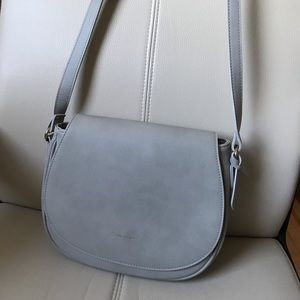 Angela Roi Morning Cross Body in light grey
